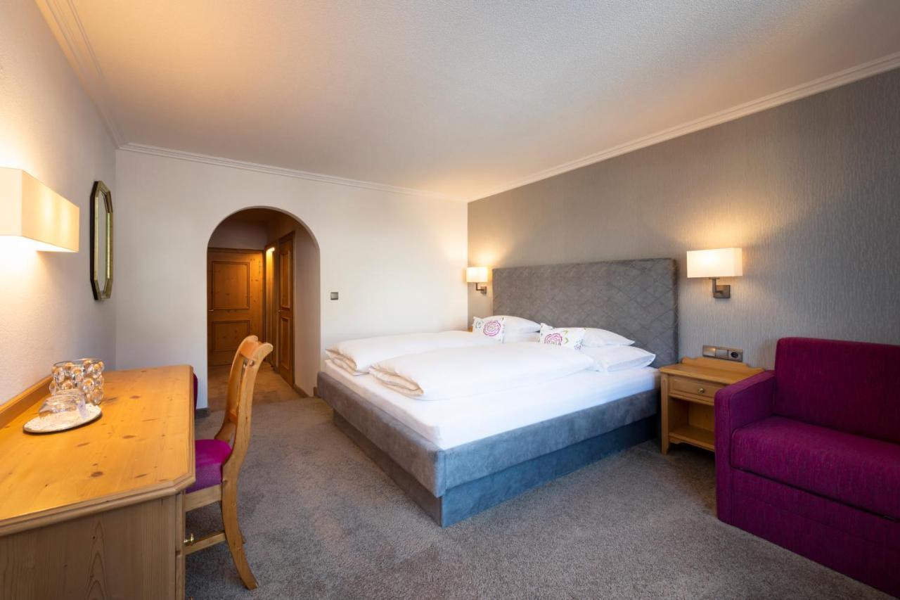 Hotel Garni Edelweiss 레흐암 아르베르크 외부 사진
