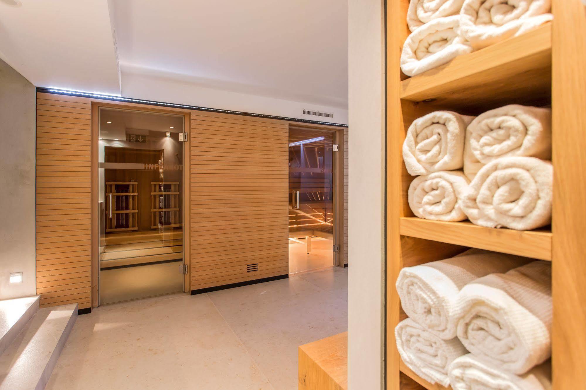 Hotel Garni Edelweiss 레흐암 아르베르크 외부 사진